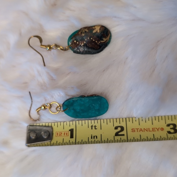 Green Hand Crafted and Painted Polymer Necklace With Matching Hook Earrings - Picture 11 of 13